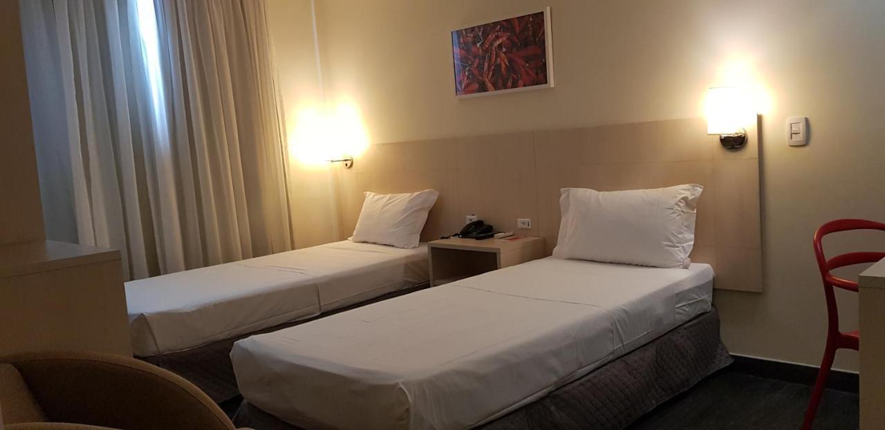 Ibis Styles Belem Batista Campos Hotell Exteriör bild