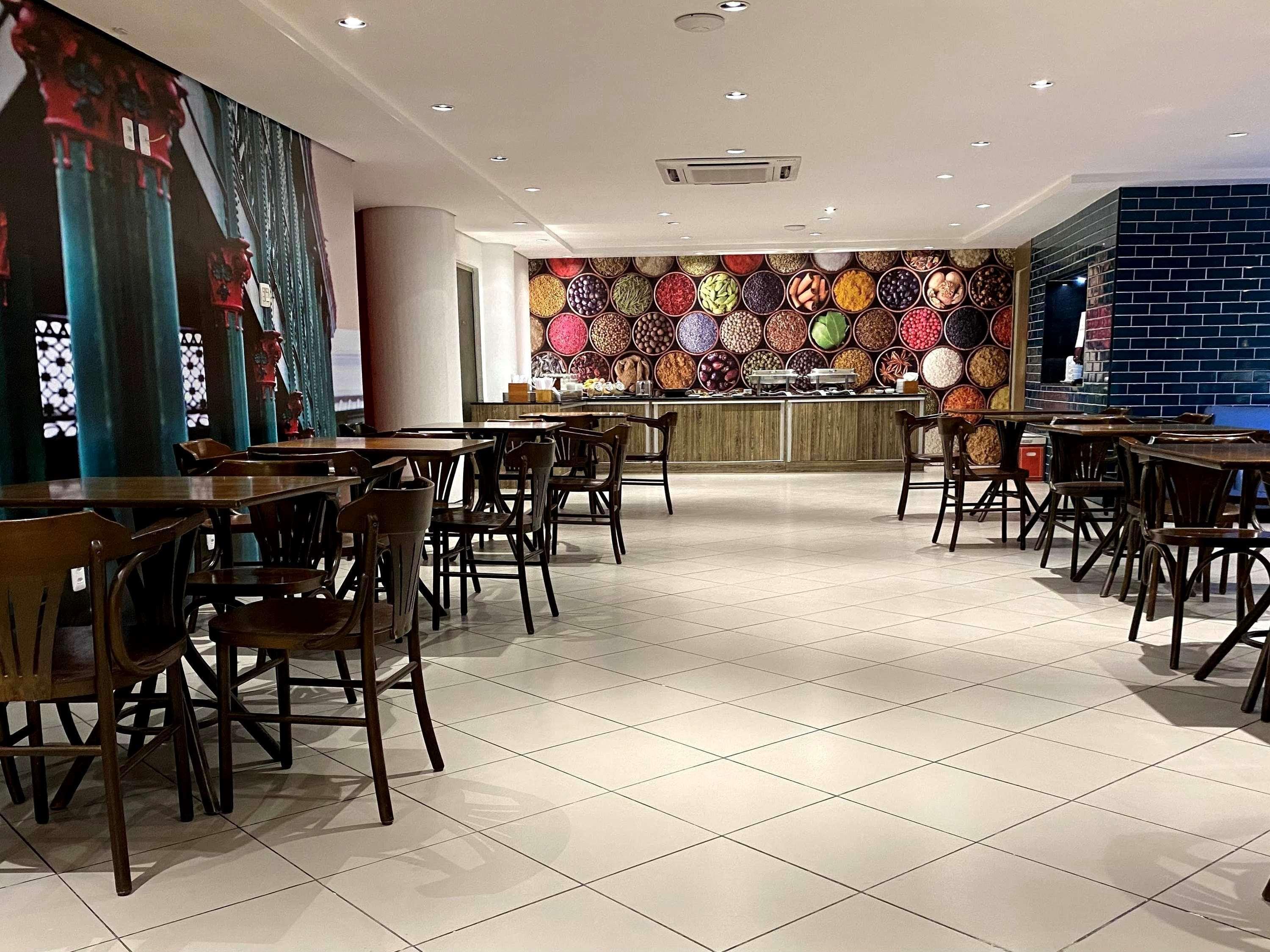 Ibis Styles Belem Batista Campos Hotell Exteriör bild