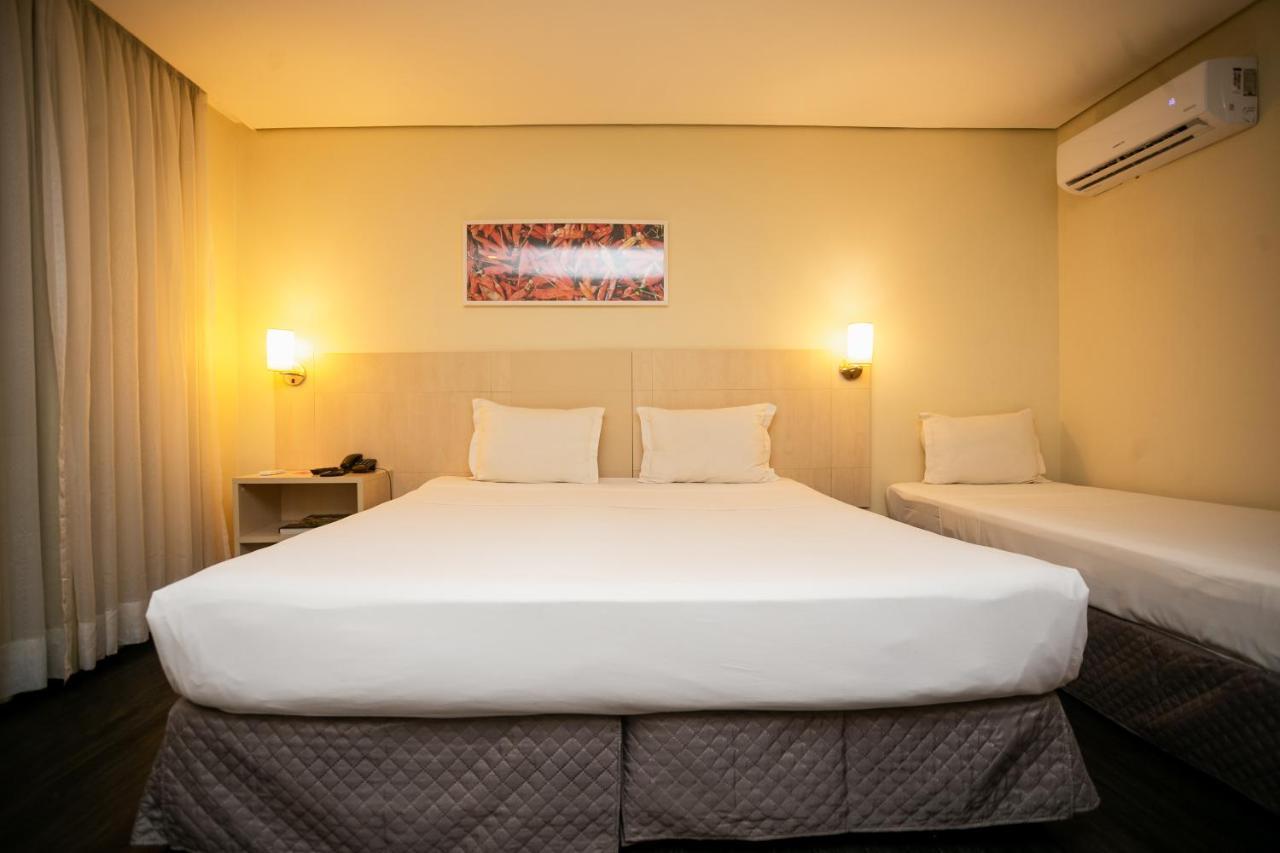 Ibis Styles Belem Batista Campos Hotell Exteriör bild